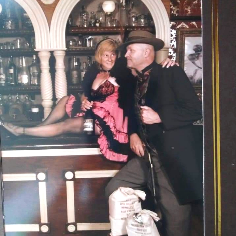 Meet your Posher, Jen & Vince